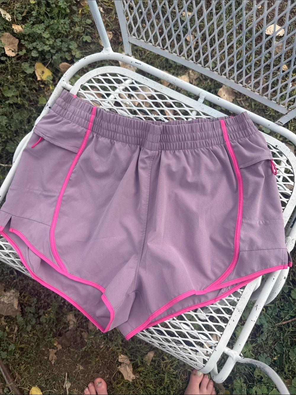 MONDETTA shorts performance luxury